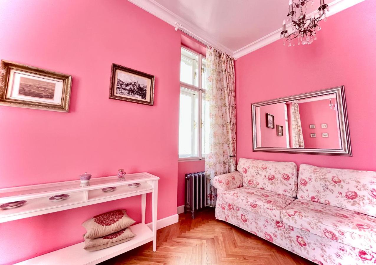 Bohemian City - Amazing View, Garage Karlovy Vary Bagian luar foto